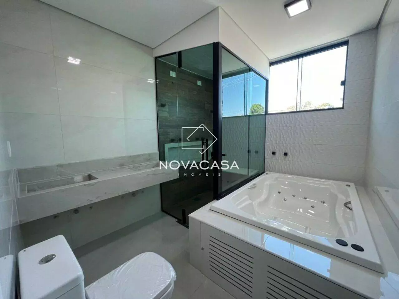 Foto do imóvel: Casa com 4 Quartos à Venda, 150 m² em Planalto - Belo Horizonte