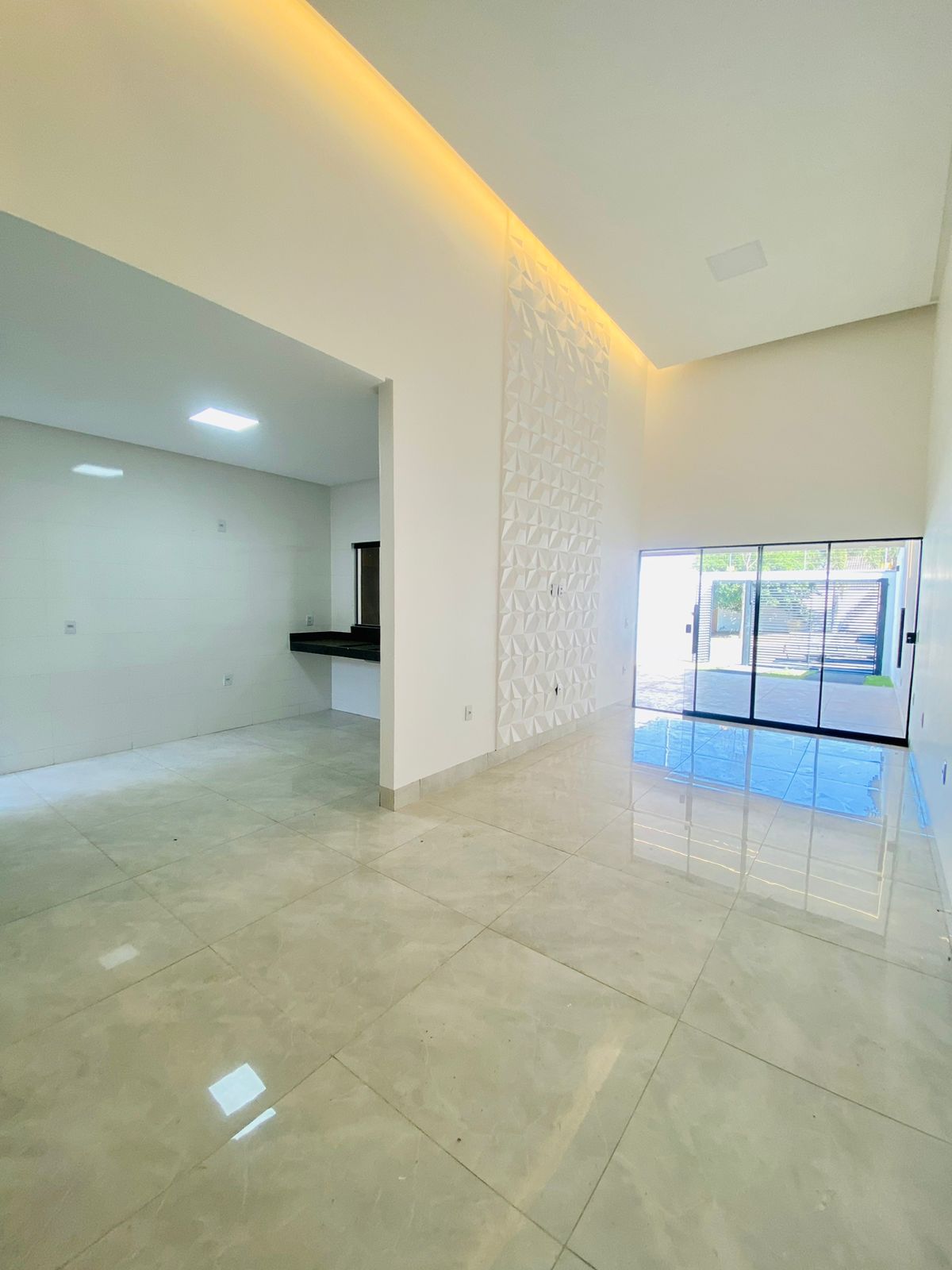 Imagem Casa com 3 Quartos à Venda, 135 m²em Jardim Helvécia - Aparecida de Goiânia