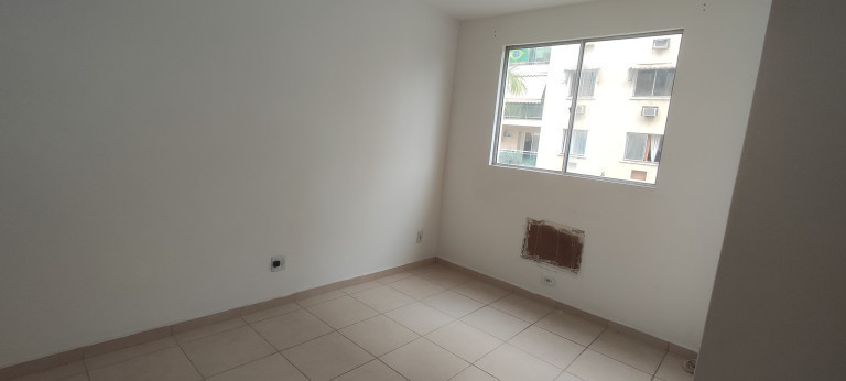 Imagem Apartamento com 2 Quartos à Venda,  em Taquara - Rio de Janeiro