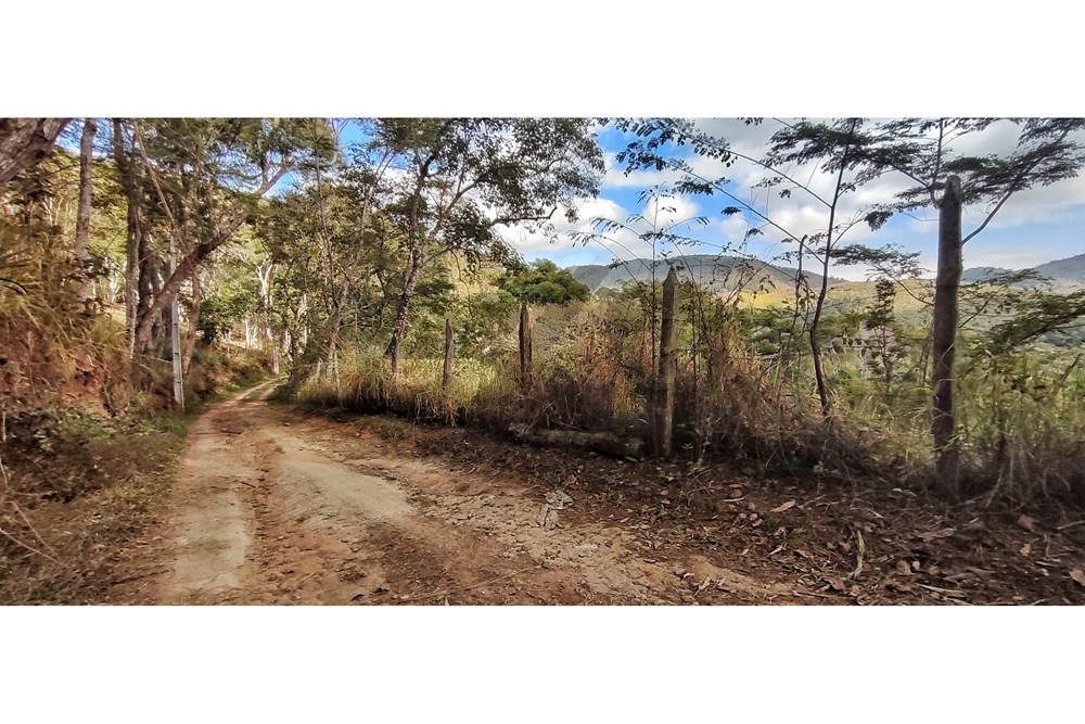 Imagem Terreno à Venda, 3.820 m² em Araras - Petrópolis