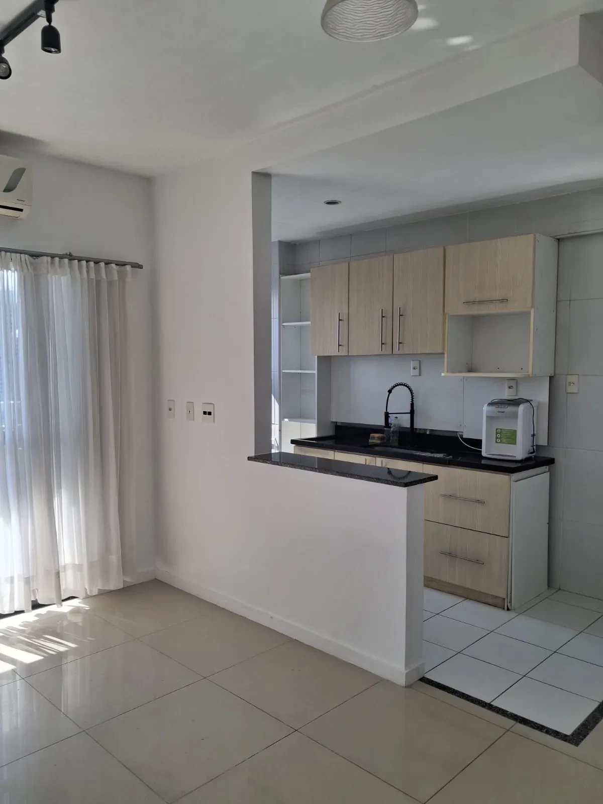 Apartamento com 2 Quartos para Alugar, 52 m² em Luiz Anselmo - Salvador