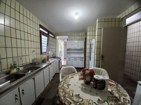 Imagem Casa com 3 Quartos à Venda, 216 m² em Candeias - Jaboatão dos Guararapes
