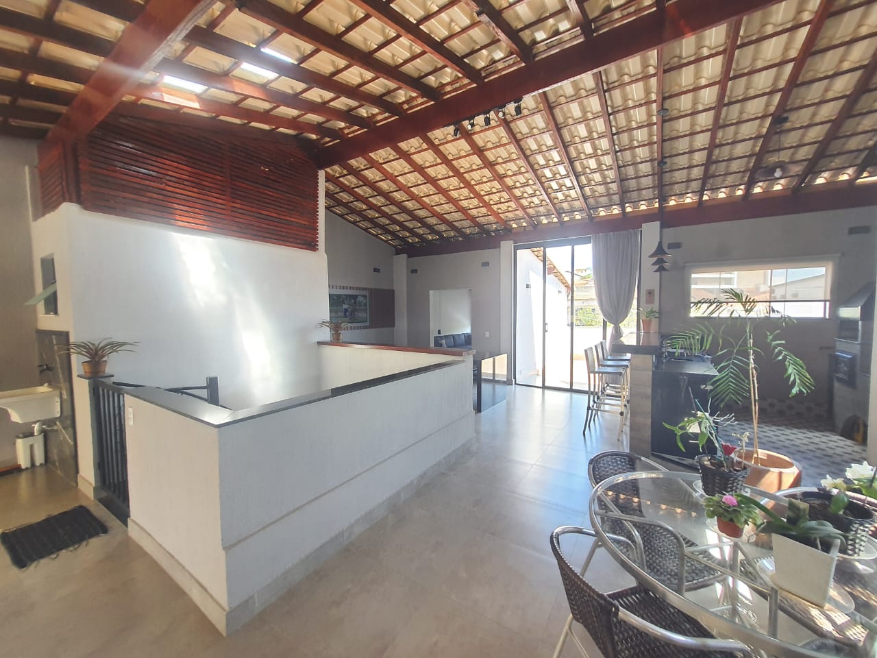 Imagem Casa com 4 Quartos à Venda, 300 m² em São Pedro - Juiz de Fora