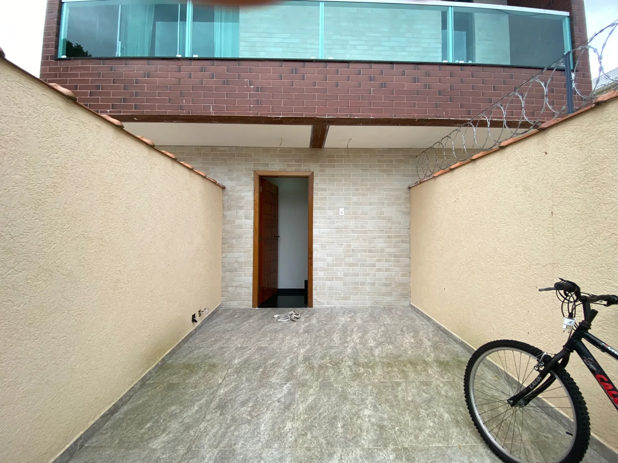 Imagem Casa com 2 Quartos à Venda, 170 m² em São Jorge - Santos