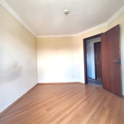 Foto do imóvel: Sobrado com 3 Quartos à Venda, 13.100 m² em Capão Raso - Curitiba