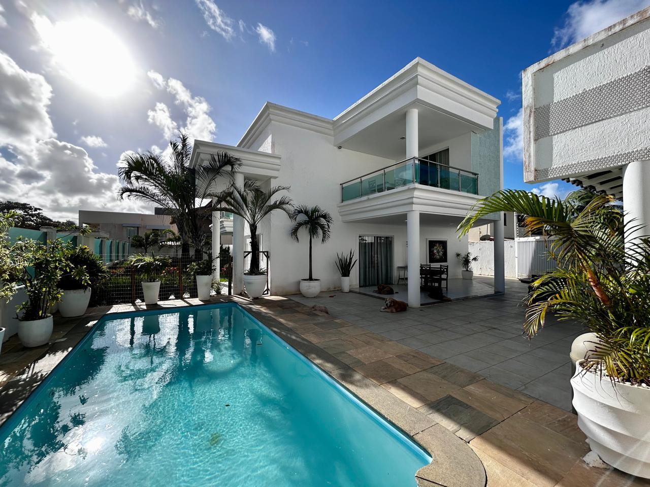 Casa com 4 Quartos para Alugar, 400 m² em Vilas do Atlântico - Lauro de Freitas