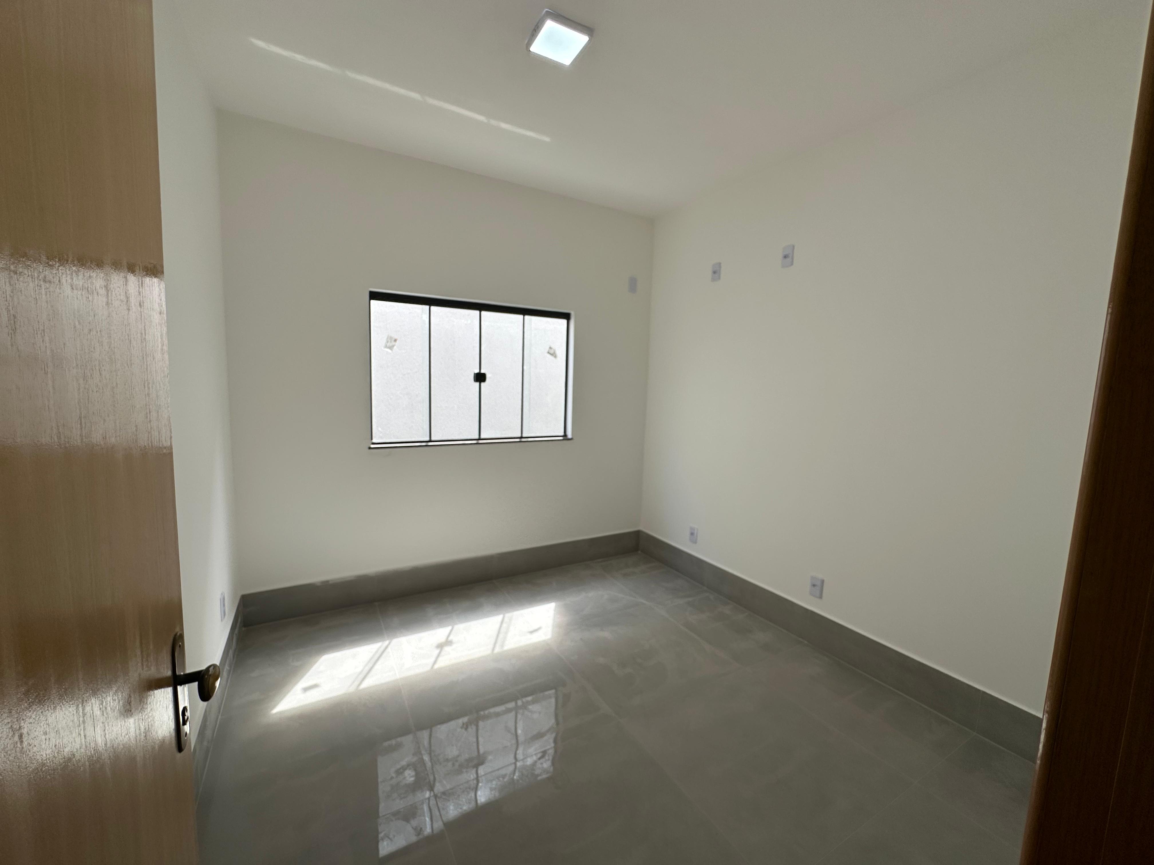 Imagem Casa com 3 Quartos à Venda, 120 m²em Jardim Itaipu - Goiânia