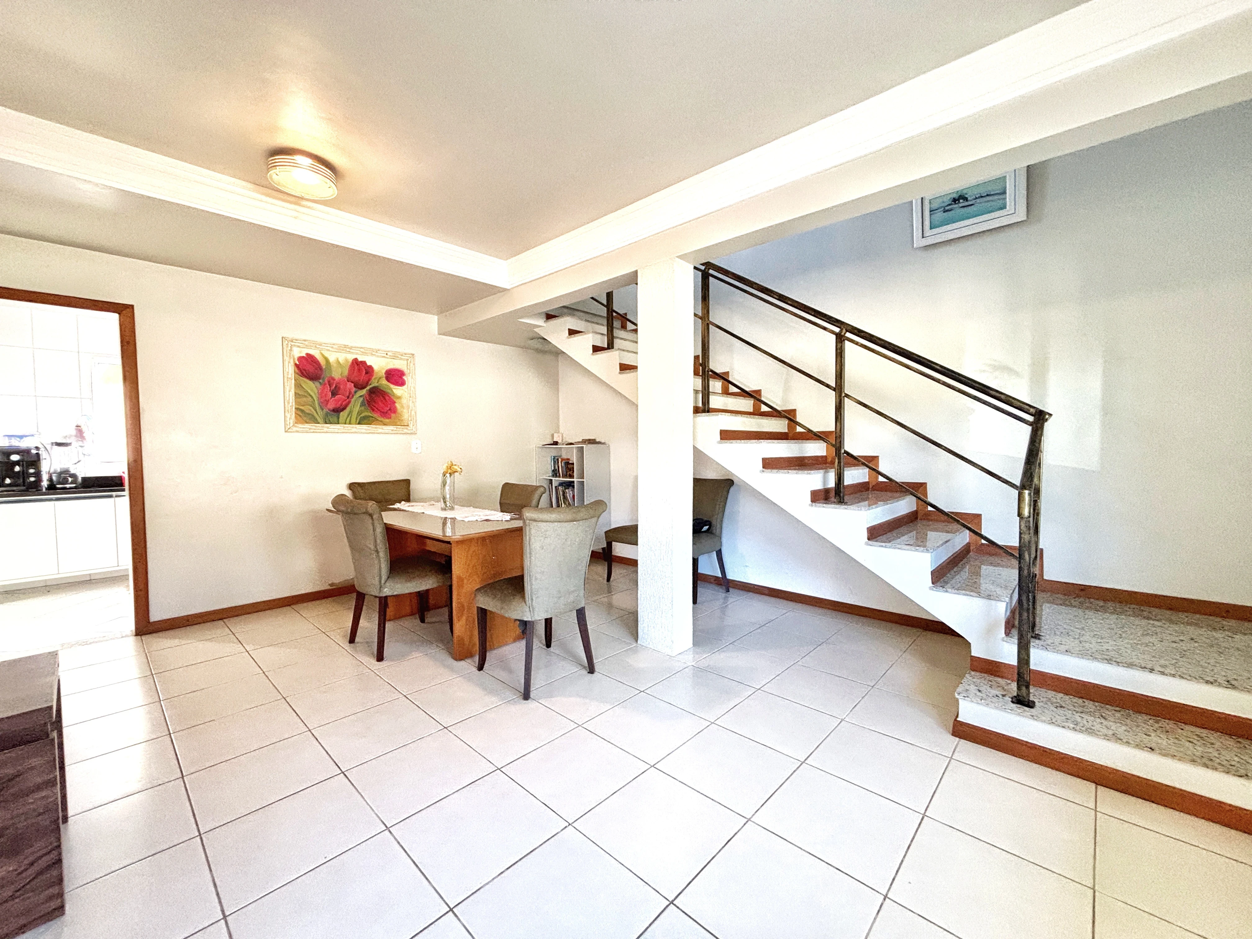 Foto do imóvel: Casa de Condomínio com 3 Quartos à Venda, 119 metros em Buraquinho - Lauro de Freitas