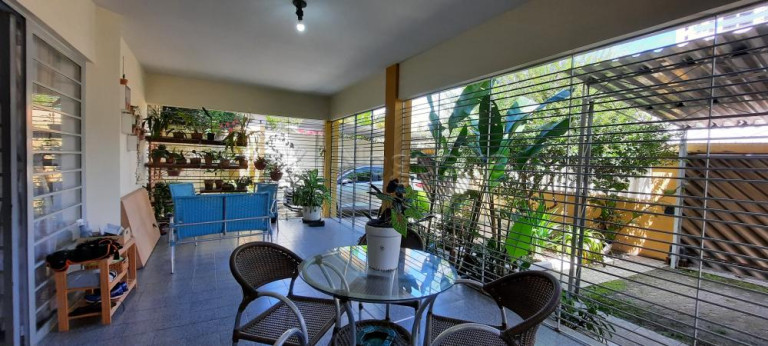 Imagem Casa com 4 Quartos à Venda, 420 m² em Madalena - Recife