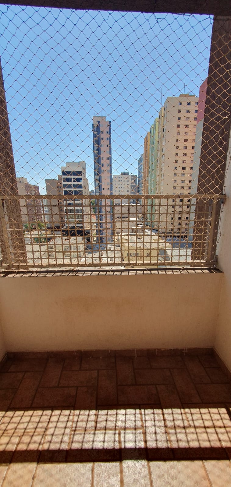 Imagem Apartamento com 2 Quartos à Venda ou Locação, 78 m²em Centro - Londrina