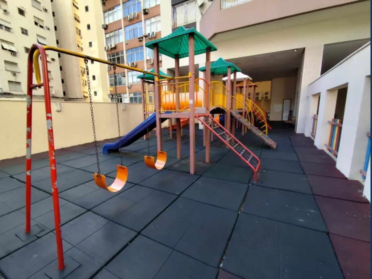 Foto do imóvel: Apartamento com 2 Quartos à Venda, 95 m² em Icaraí - Niterói