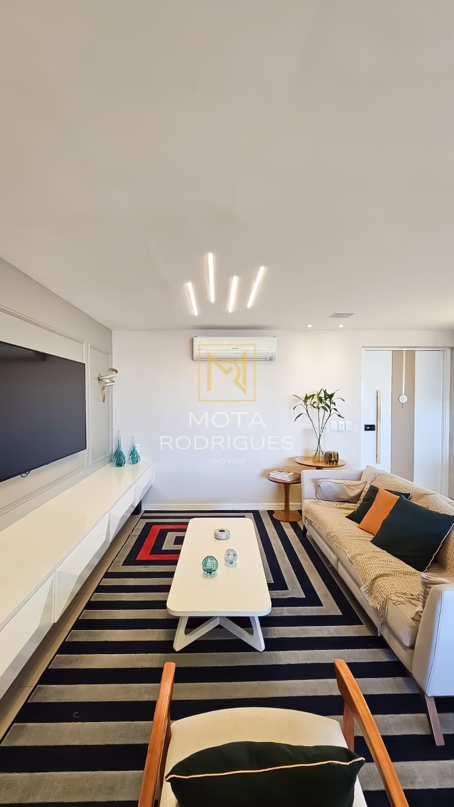 Foto do imóvel: Apartamento com 3 Quartos à Venda, 220 m² em Dionisio Torres - Fortaleza