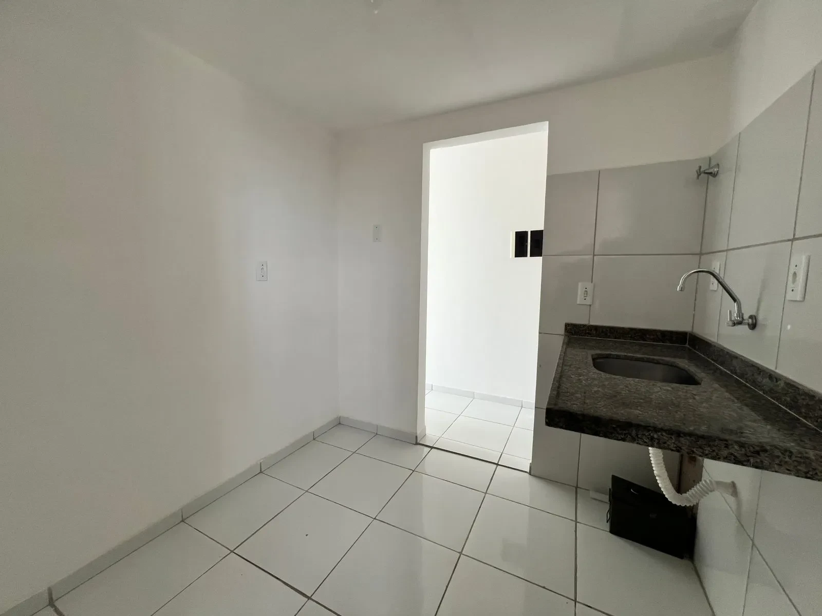Imagem Apartamento com 2 Quartos à Venda, 57 m² em Nova Esperança - Parnamirim
