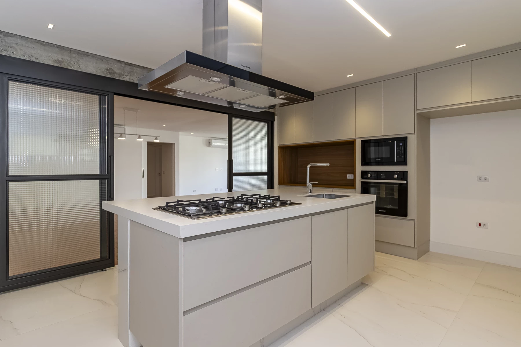 Imagem Apartamento com 3 Quartos à Venda, 213 m² em Cerqueira César - São Paulo