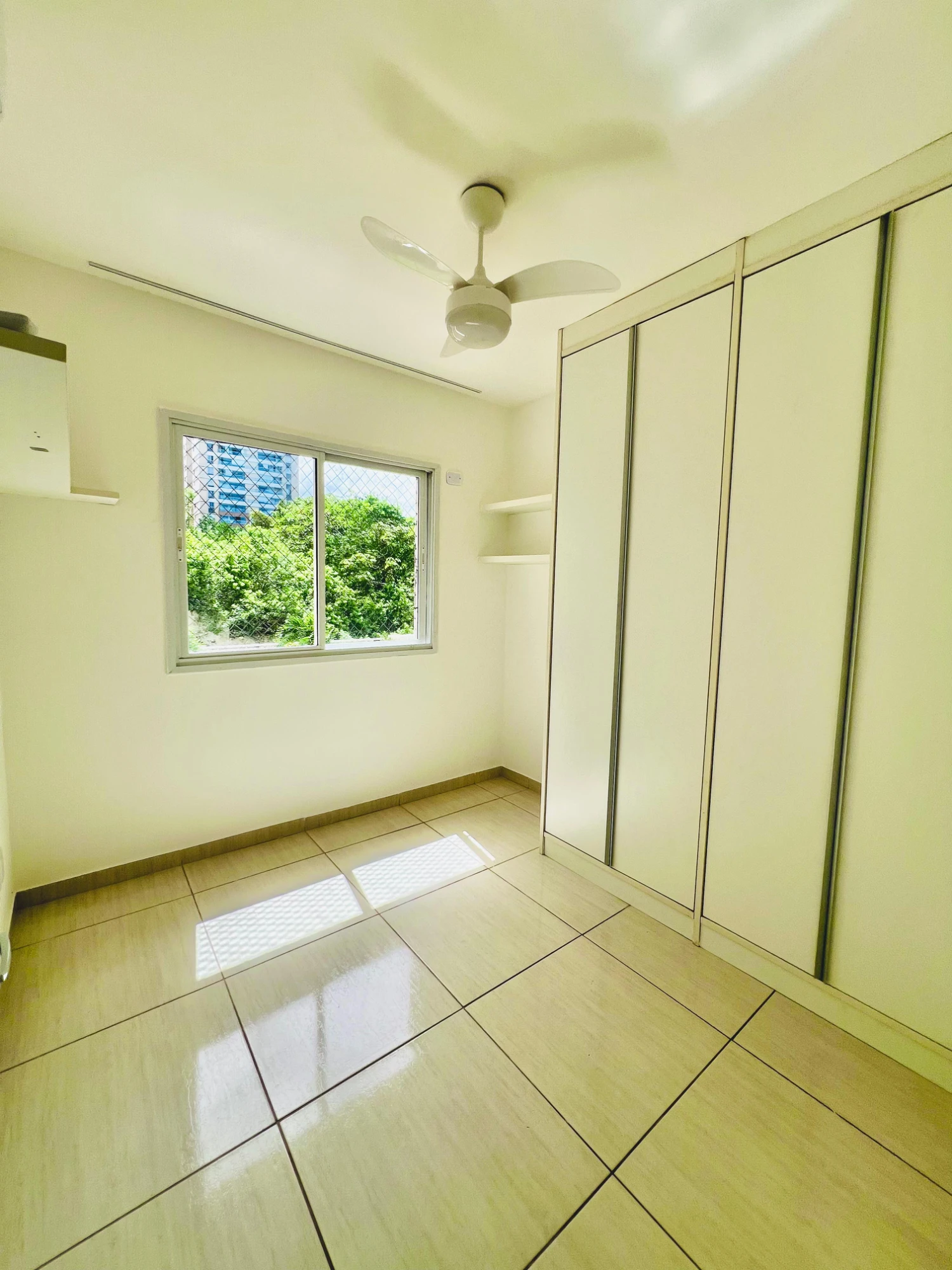 Imagem Apartamento com 3 Quartos à Venda, 130 m² em Patamares - Salvador