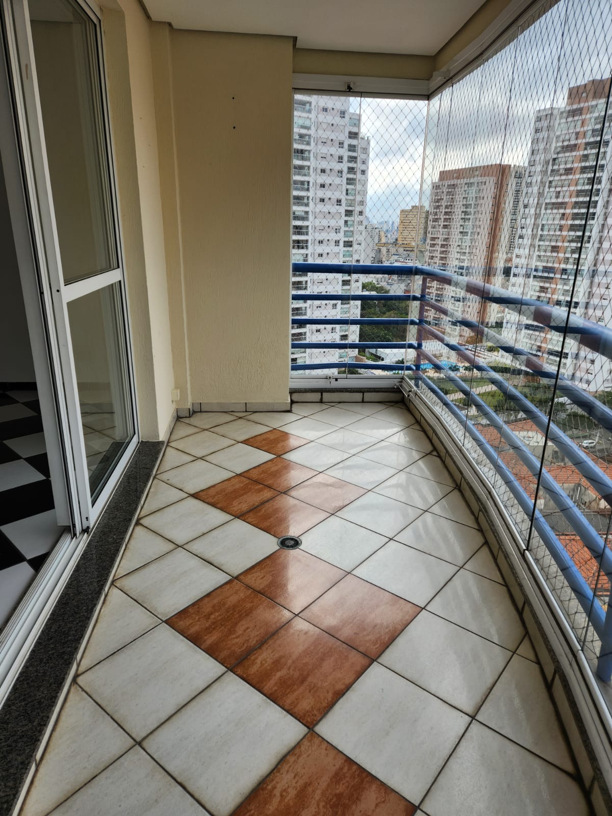 Imagem Apartamento com 3 Quartos à Venda, 104 m²em Aclimação - São Paulo