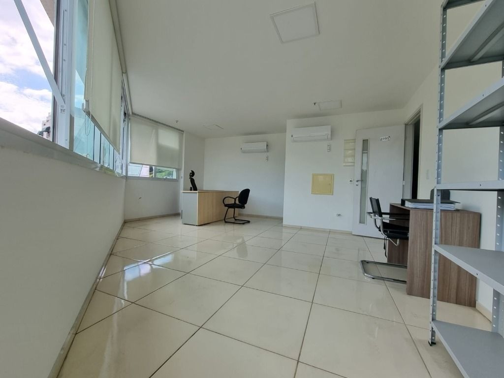 Imagem Sala Comercial à Venda, 28 m²em Santa Rosa - Niterói