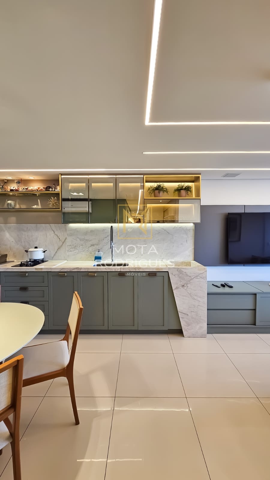 Foto do imóvel: Apartamento com 3 Quartos à Venda, 220 m² em Dionisio Torres - Fortaleza