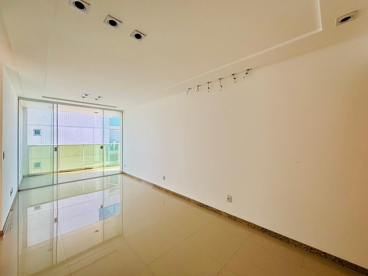 Apartamento com 2 Quartos à Venda, 69 m² em Itapuã - Vila Velha
