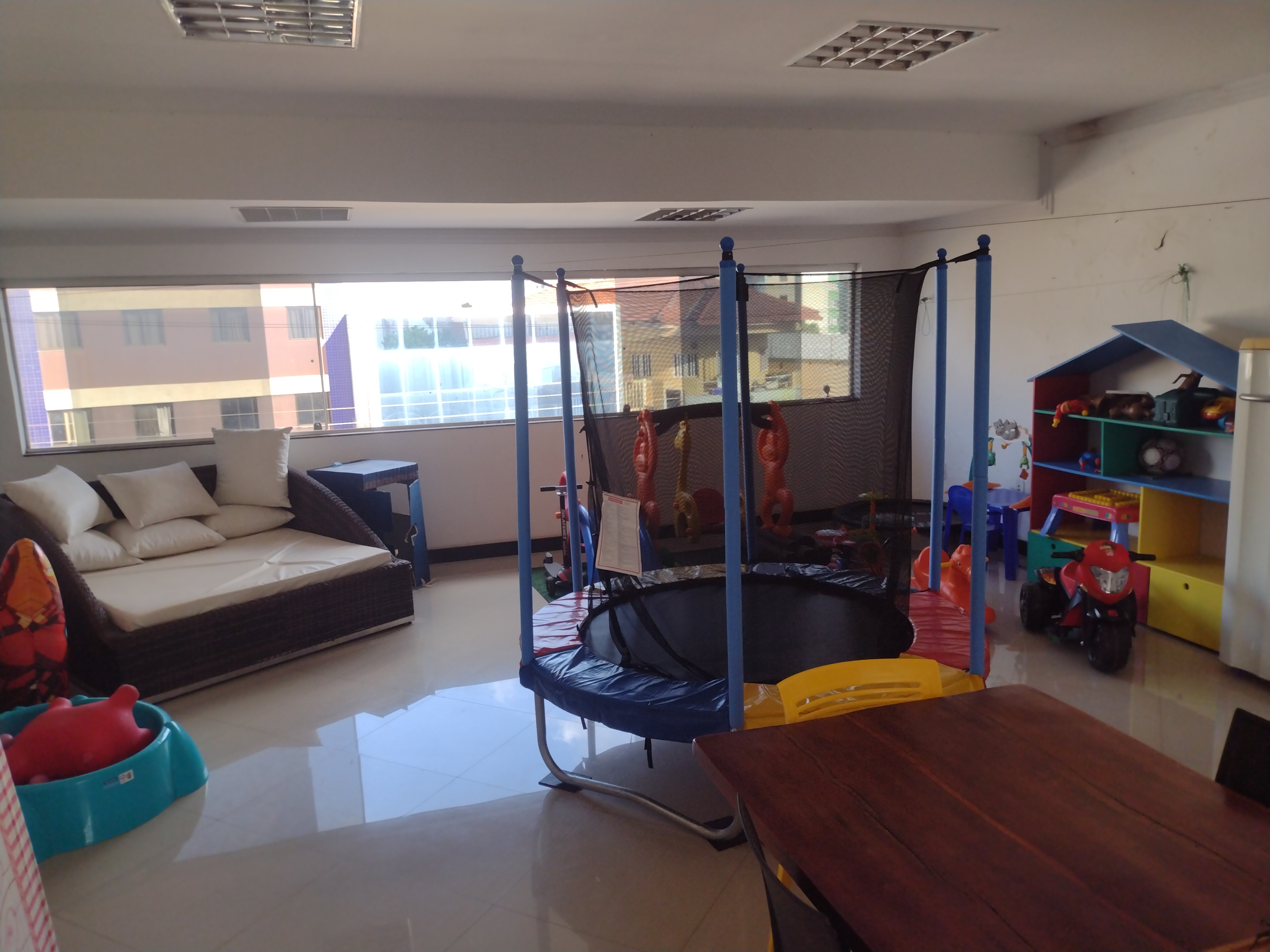 Imagem Casa com 4 Quartos à Venda, 300 m²em Areal (Águas Claras) - Brasília