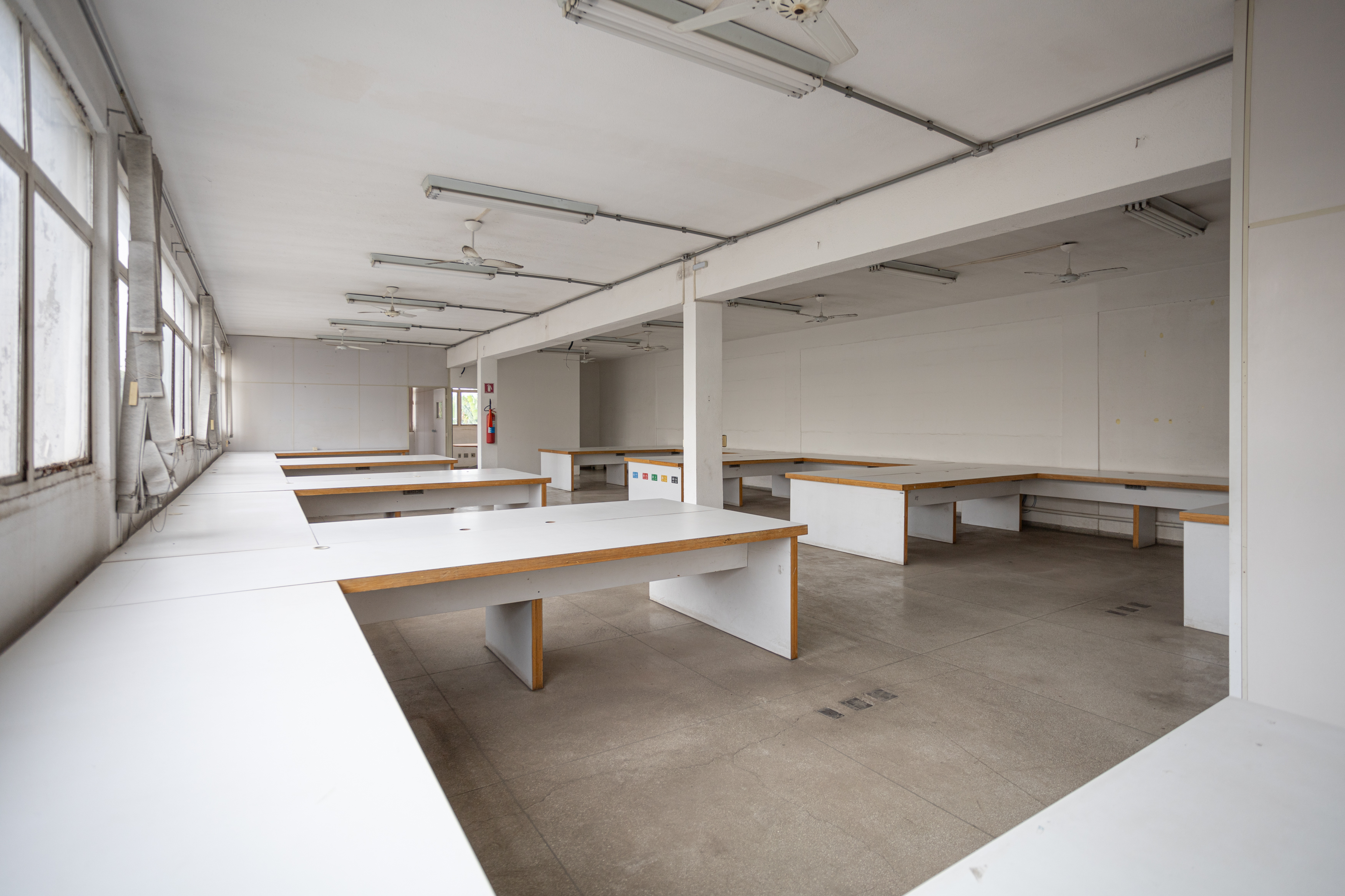 Foto do imóvel: Galpão para Alugar, 4.200 m² em Ayrosa - Osasco