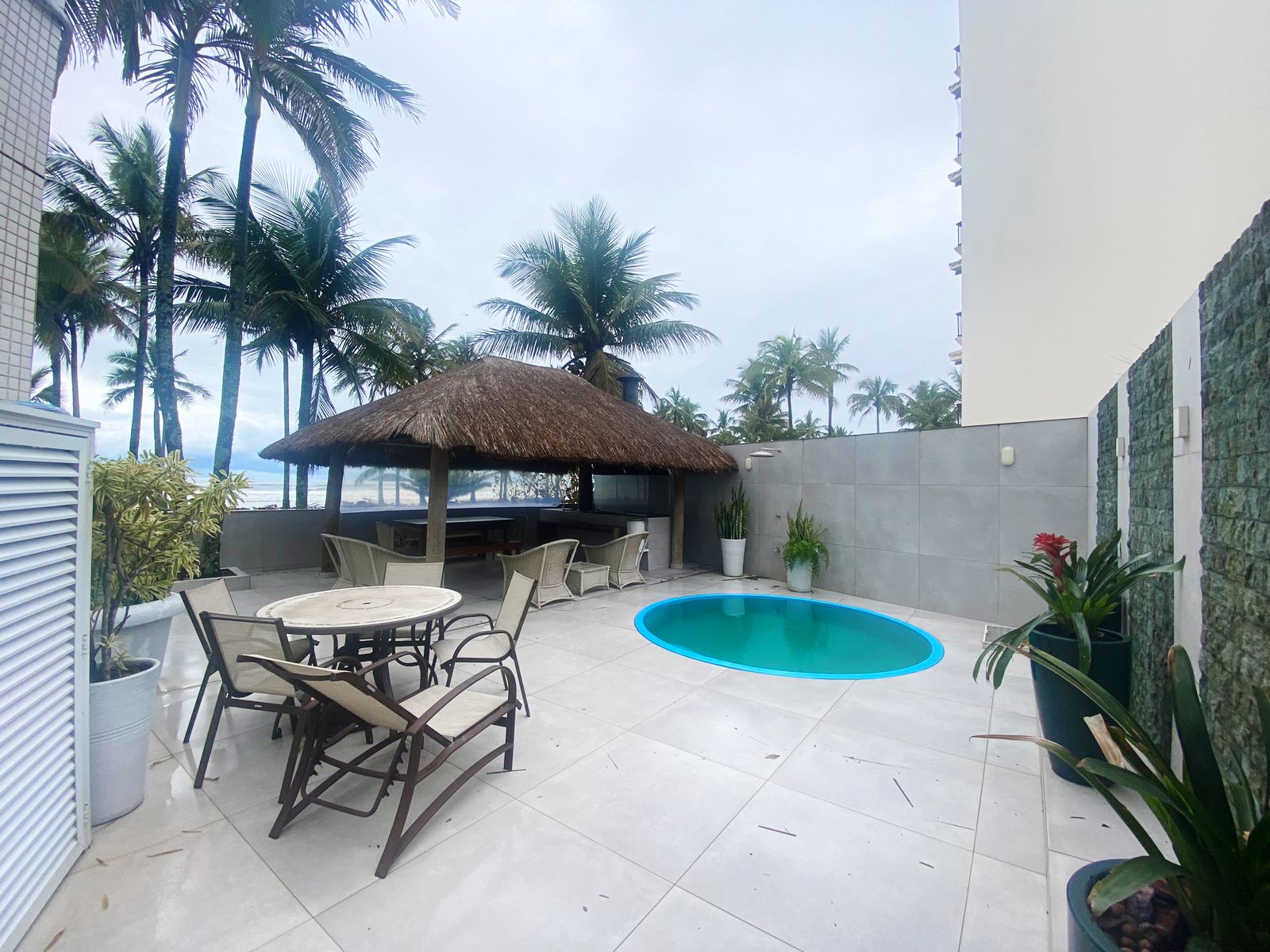 Imagem Apartamento com 4 Quartos para Temporada, 122 m² em Riviera - Bertioga