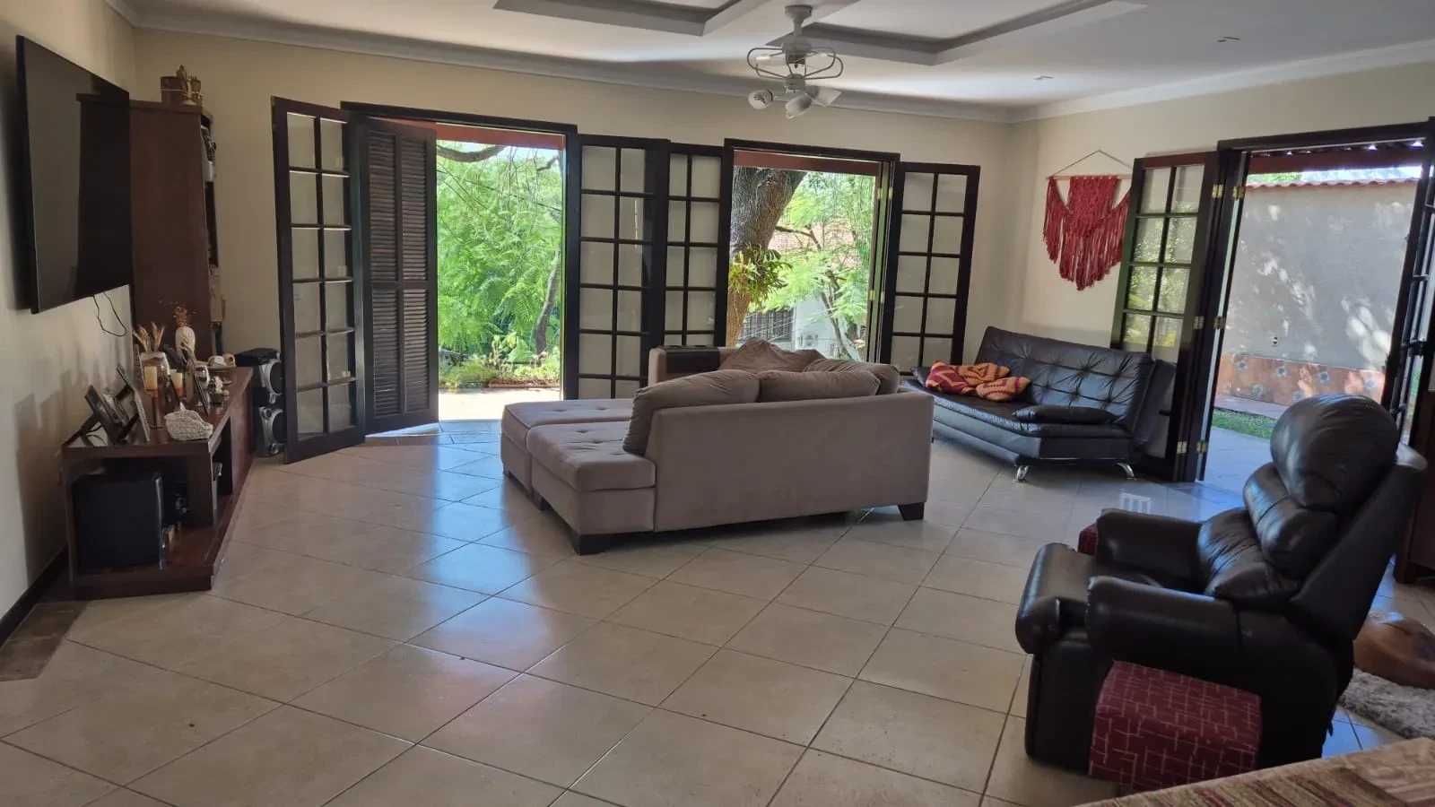 Imagem Casa de Condomínio com 4 Quartos à Venda, 384 m² em Colubande - São Gonçalo