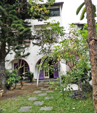 Imagem Casa com 9 Quartos à Venda, 303 m² em Barra da Tijuca - Rio de Janeiro