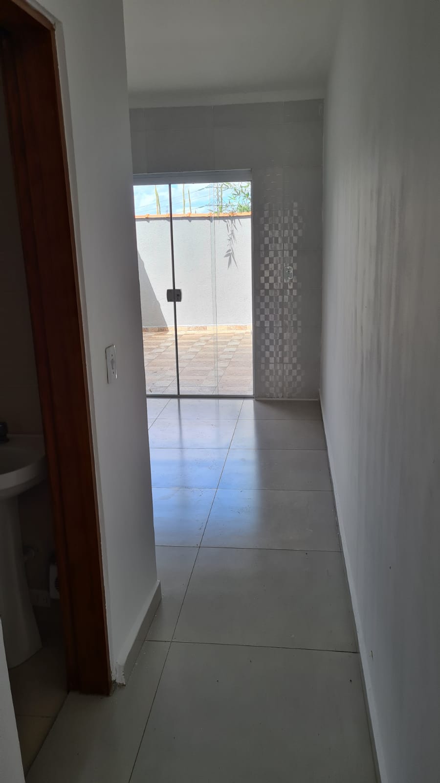 Foto do imóvel: Sobrado com 2 Quartos para Alugar, 76 m²em Residencial Algarve - Mogi das Cruzes