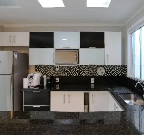 Imagem Sobrado com 3 Quartos à Venda ou Locação, 225 m² em Vila Nova Socorro - Mogi das Cruzes