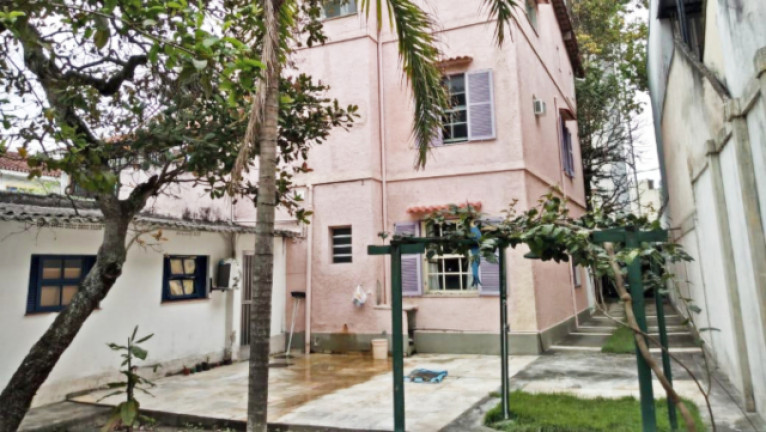 Imagem Casa com 9 Quartos à Venda, 303 m² em Barra da Tijuca - Rio de Janeiro