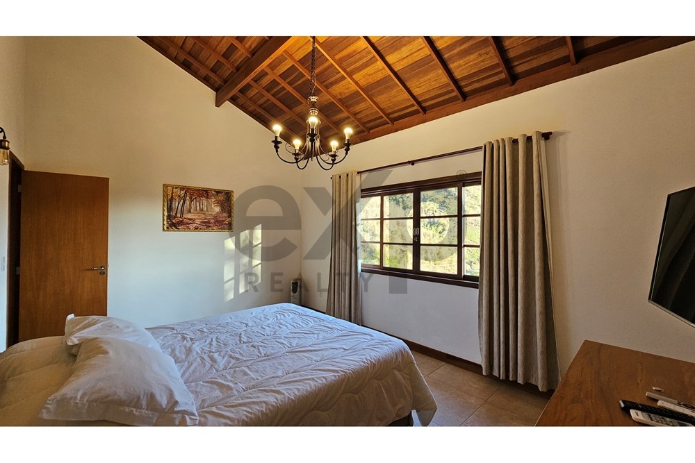 Imagem Casa de Condomínio com 4 Quartos à Venda, 290 m² em Areal - Areal