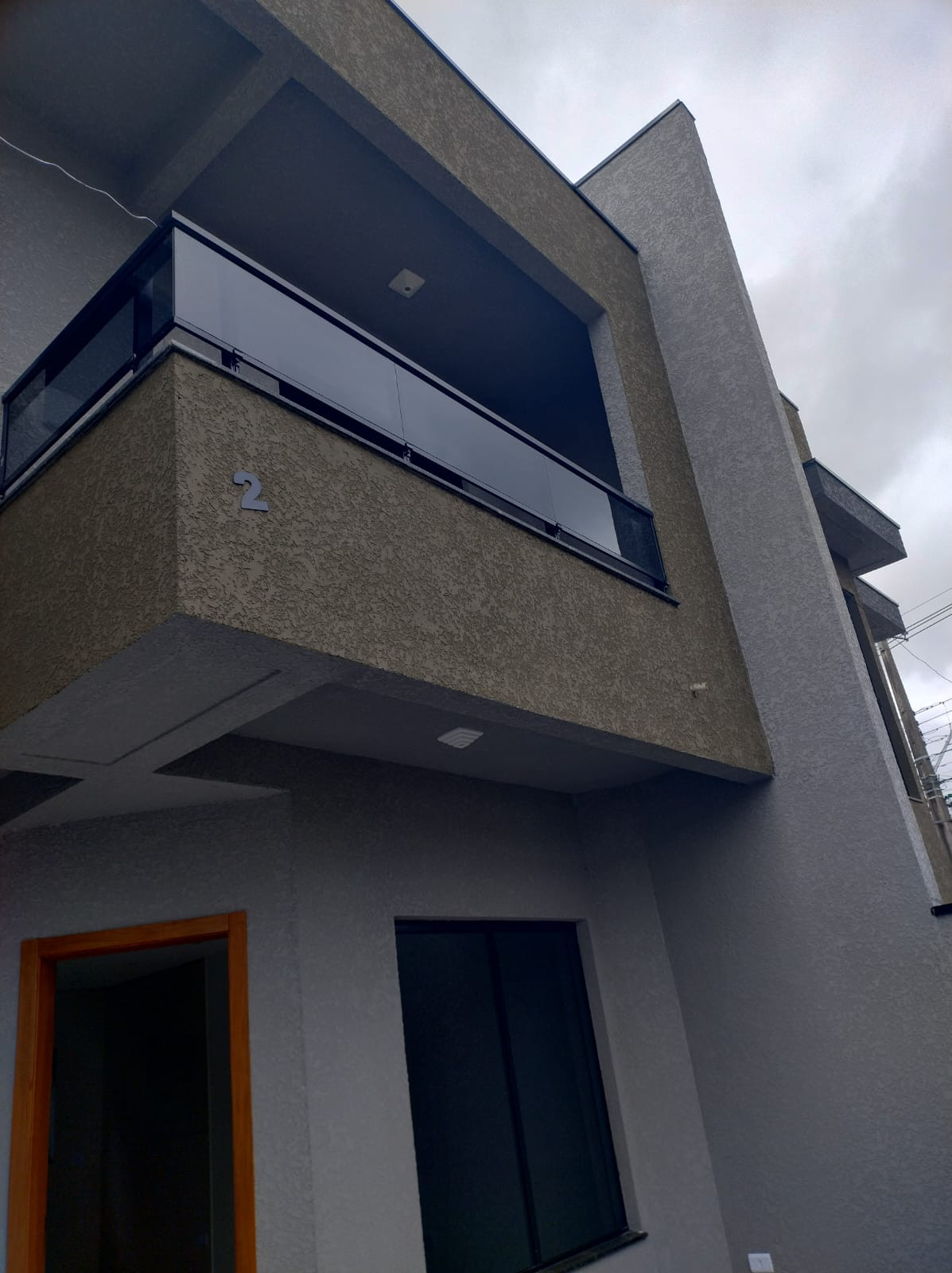 Sobrado com 3 Quartos à Venda, 96 m² em Sítio Cercado - Curitiba