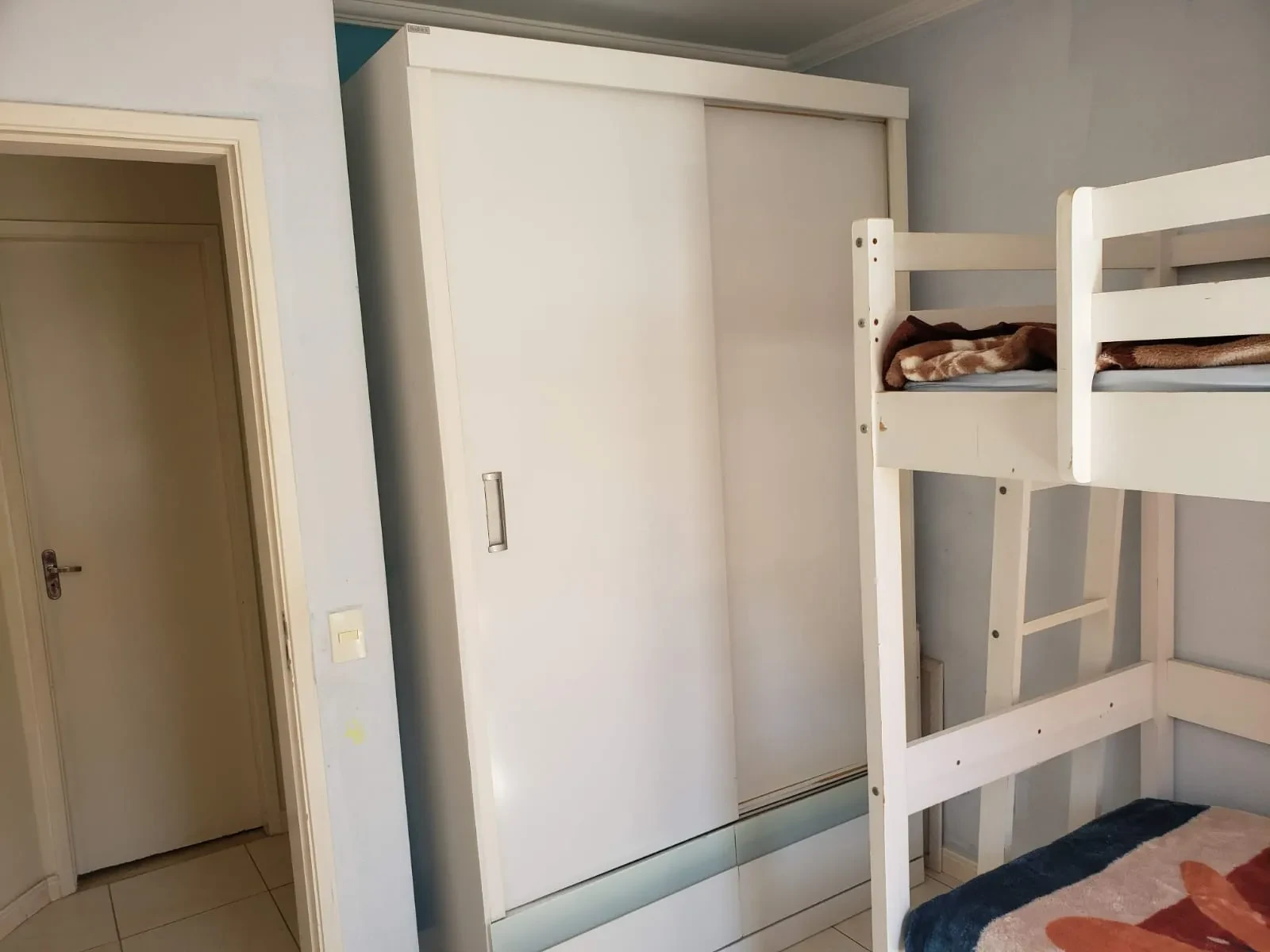 Imagem Casa de Condomínio com 2 Quartos à Venda, 60 metro em Granja Viana - Cotia