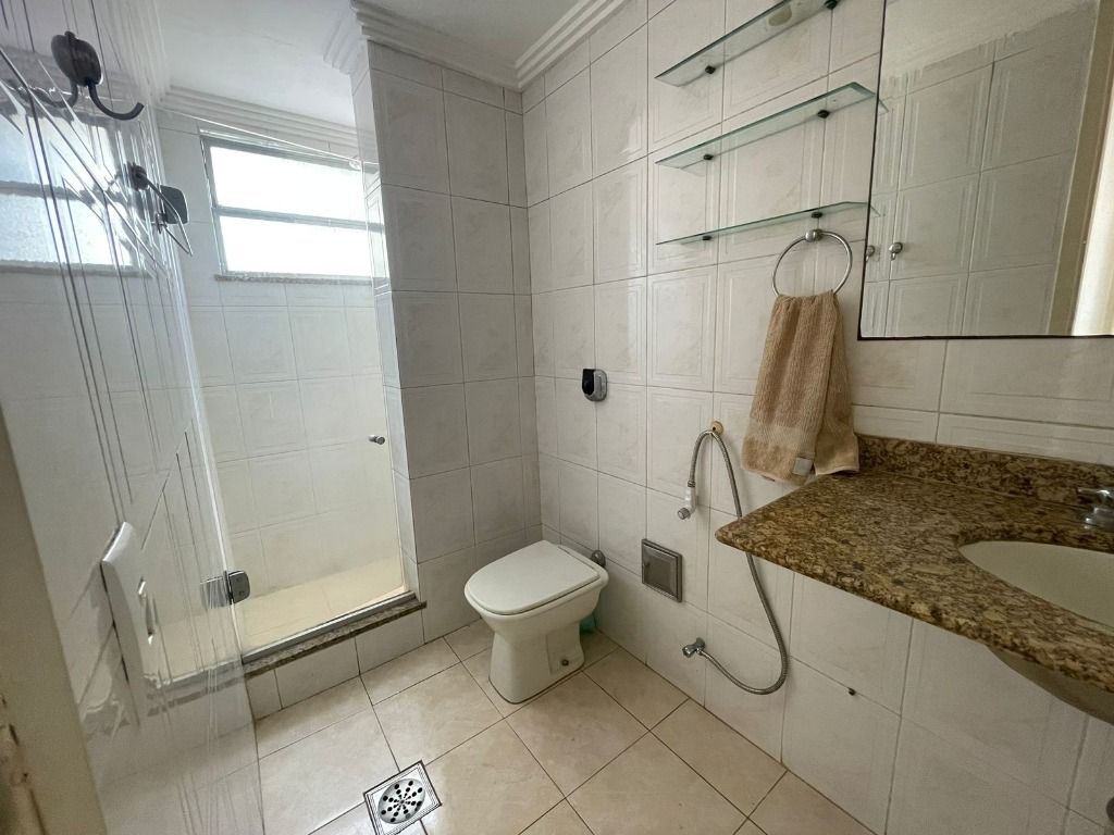 Imagem Apartamento com 2 Quartos à Venda, 142 m²em Icaraí - Niterói