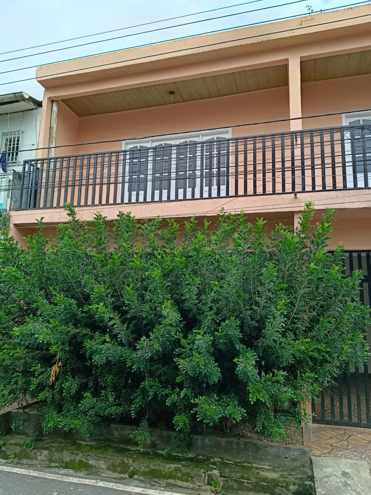 Imagem Casa com 5 Quartos para Alugar, 240 metros em Marambaia - Belém