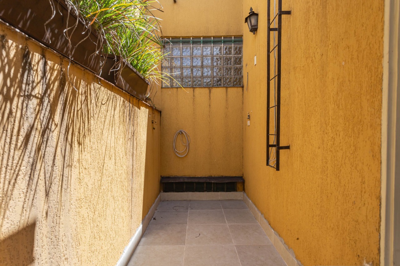 Imagem Casa com 2 Quartos à Venda ou Locação, 237 m² em Cidade Monções - São Paulo