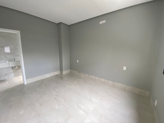 Imagem Casa de Condomínio com 4 Quartos à Venda, 302 m² em Residencial Goiânia Golfe Clube - Goiânia