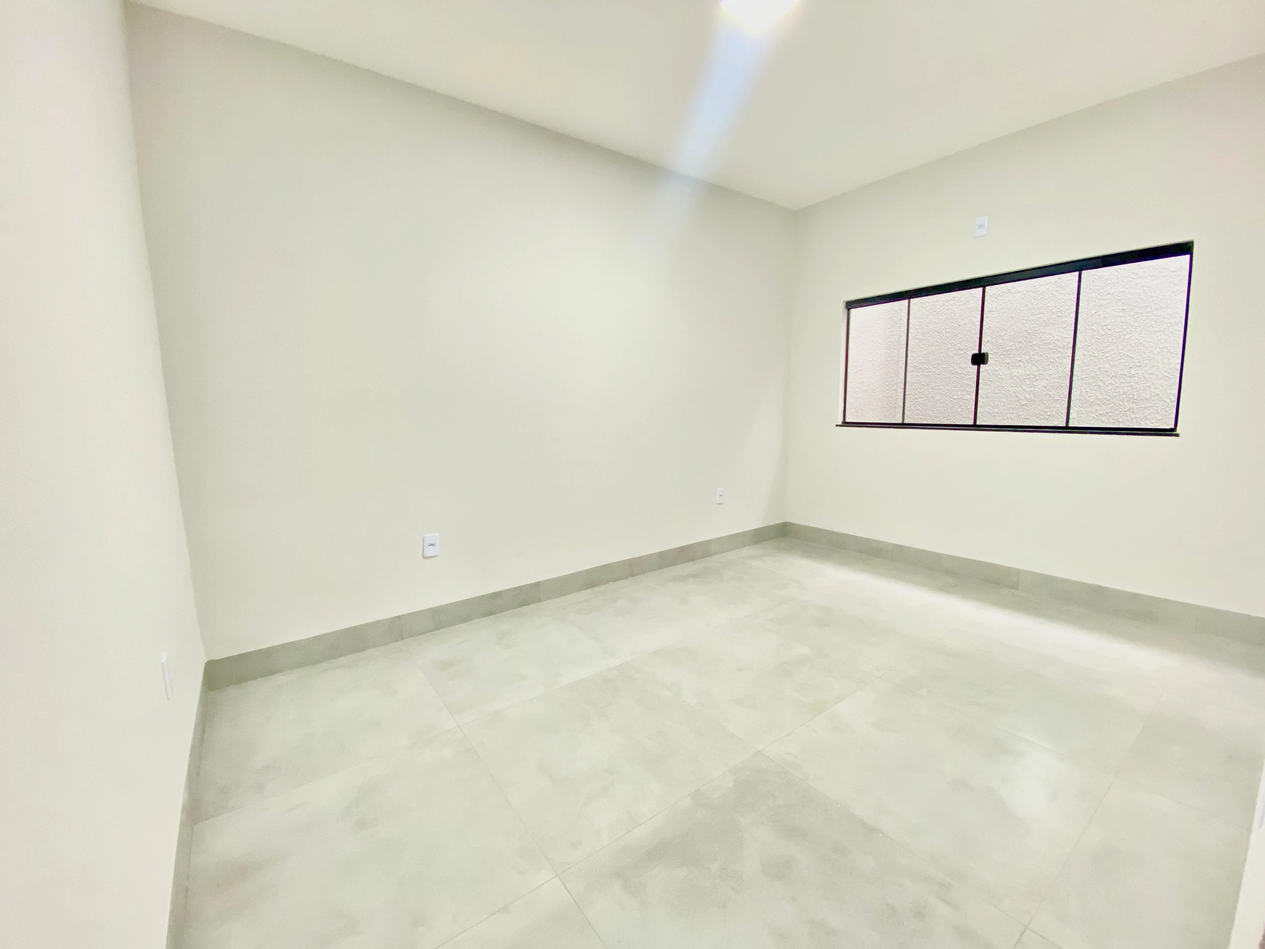 Foto do imóvel: Casa com 3 Quartos à Venda, 127 m² em Jardim Itaipu - Goiânia