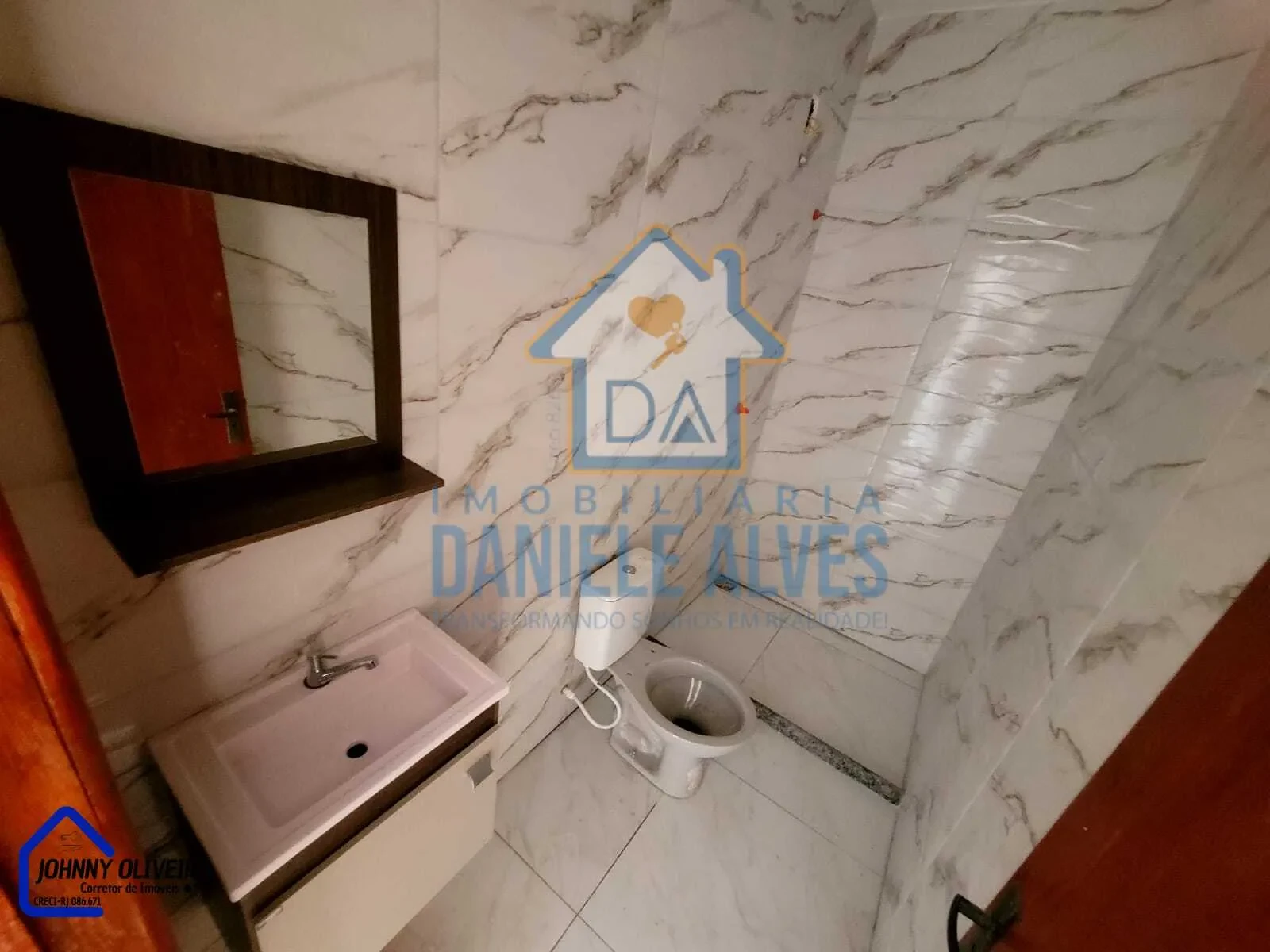 Imagem Casa com 2 Quartos à Venda, 99 m² em Jardim Alzira - Queimados