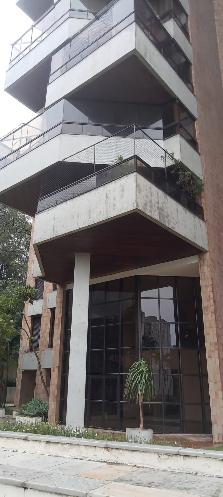 Imagem Apartamento com 3 Quartos à Venda, 213 m² em Vila Suzana - Sao Paulo