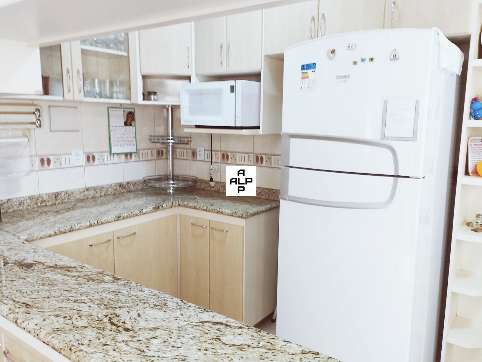 Imagem Casa com 5 Quartos à Venda, 210 m²em Taguatinga Norte (Taguatinga) - Brasília