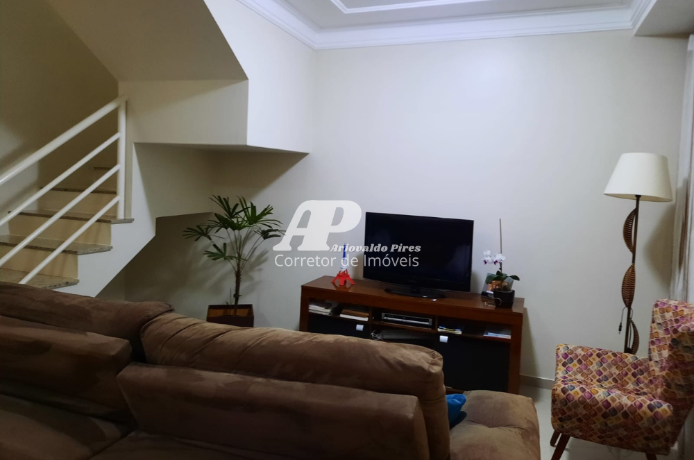 Imagem Sobrado com 3 Quartos à Venda ou Temporada, 90 m²em Jardim Carvalho - Ponta Grossa