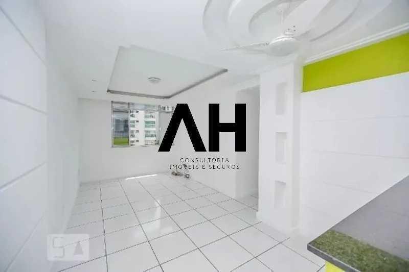 Imagem Apartamento com 2 Quartos à Venda, 70 m²em Icaraí - Niterói