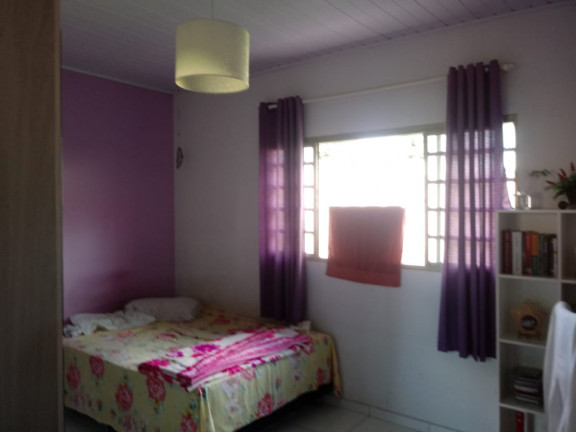Imagem Casa com 3 Quartos à Venda, 210 m² em Parque Flamboyant - Goiânia