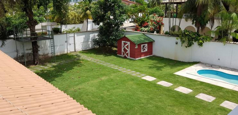 Casa de Condomínio com 4 Quartos à Venda,  em Barra da Tijuca - Rio de Janeiro