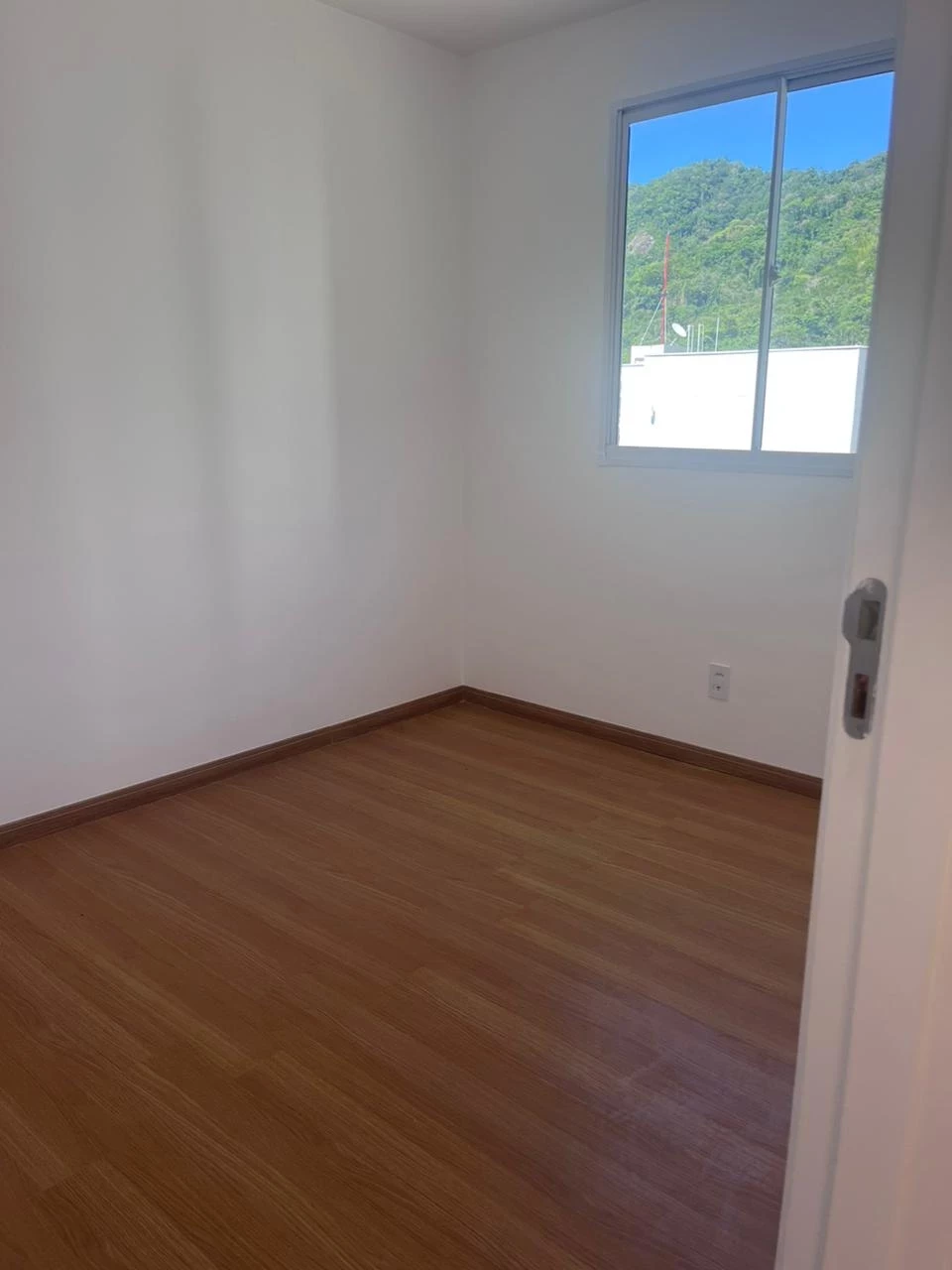 Imagem Apartamento com 2 Quartos à Venda, 40 m² em Vargem Grande - Rio de Janeiro