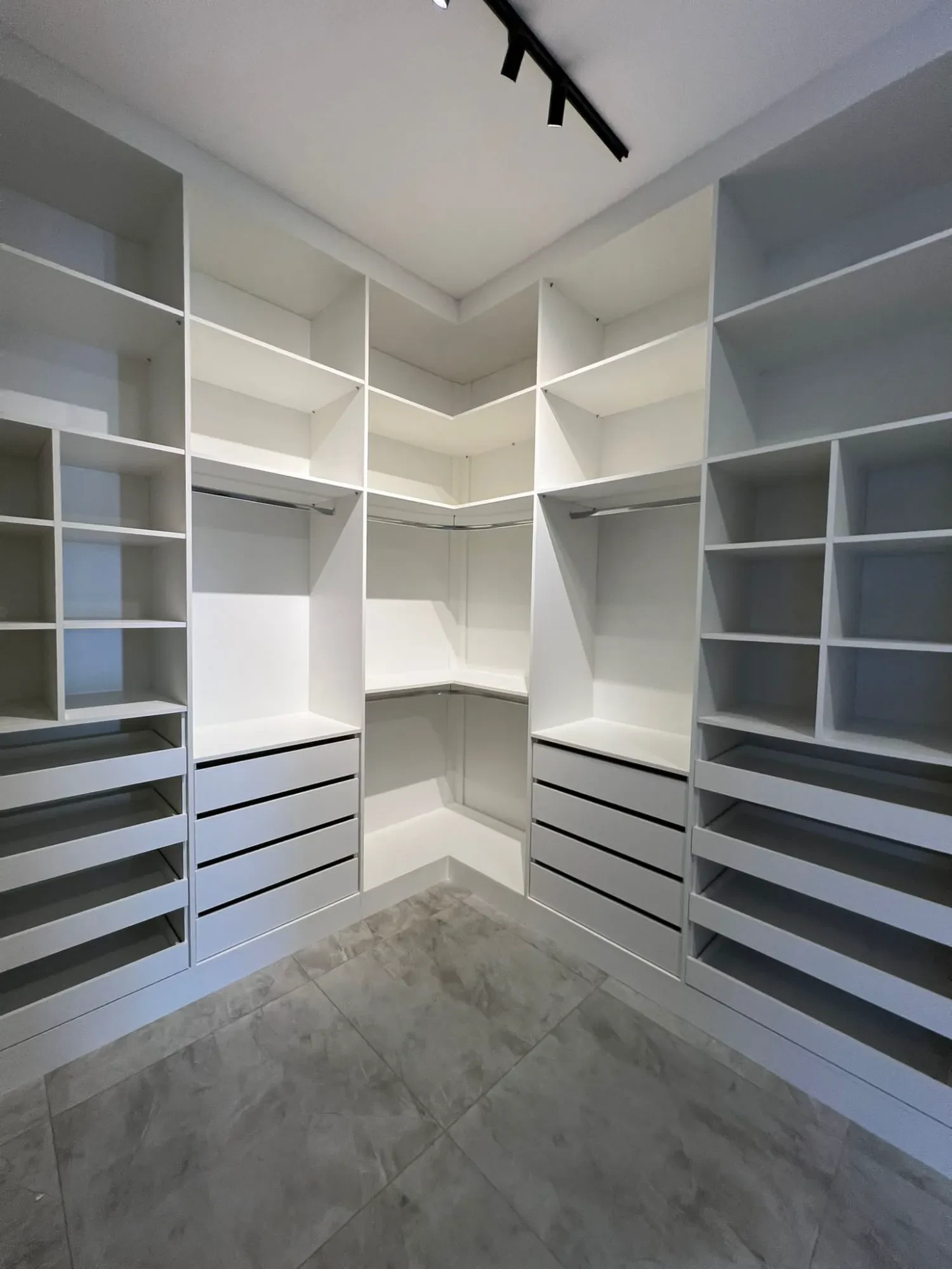 Imagem Casa de Condomínio com 3 Quartos à Venda, 243 m² em Alphaville Nova Esplanada 3 - Votorantim