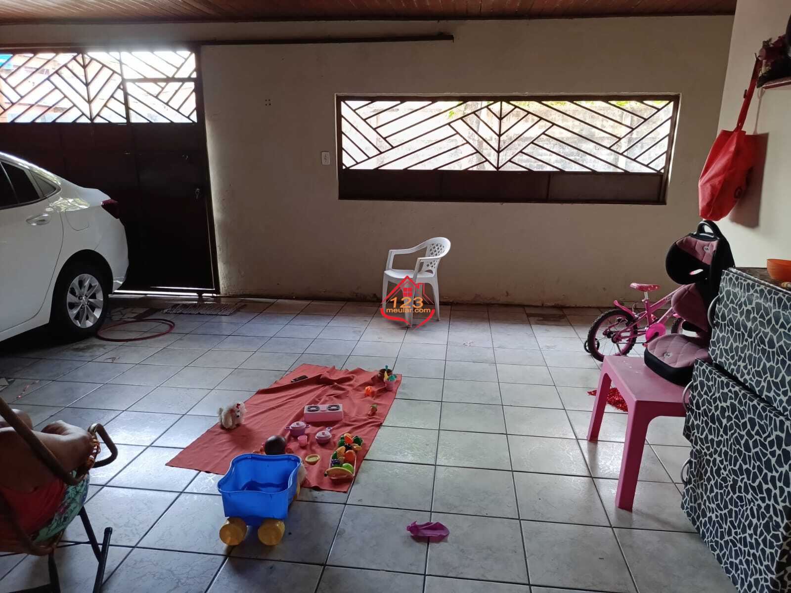 Casa com 3 Quartos à Venda, 180 m²em Tapanã (Icoaraci) - Belém