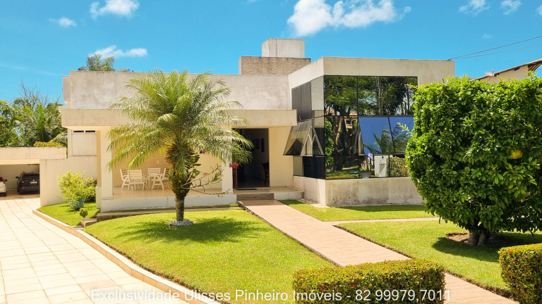 Foto do imóvel: Casa com 4 Quartos à Venda,  em Jardim Petrópolis - Maceió